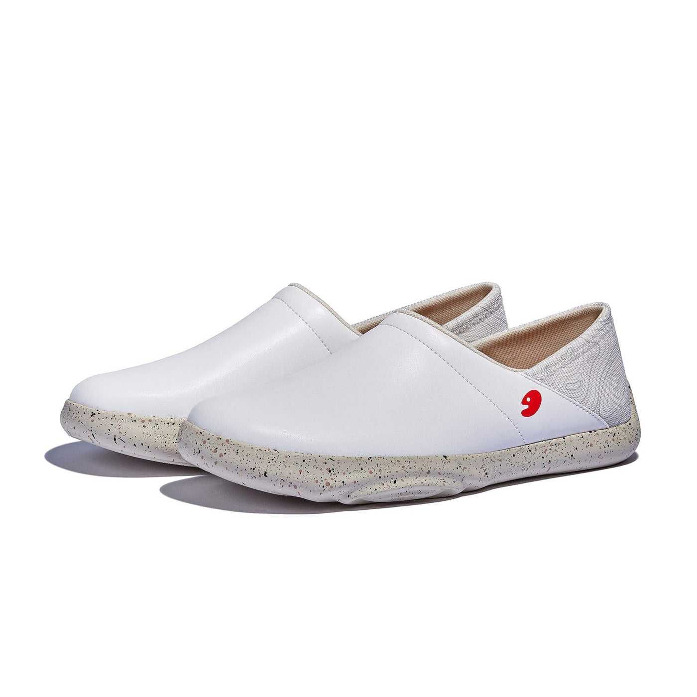 UIN Men Bright White Mojacar II Men Canvas loafers