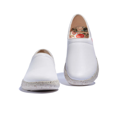 UIN Men Bright White Mojacar II Men Canvas loafers