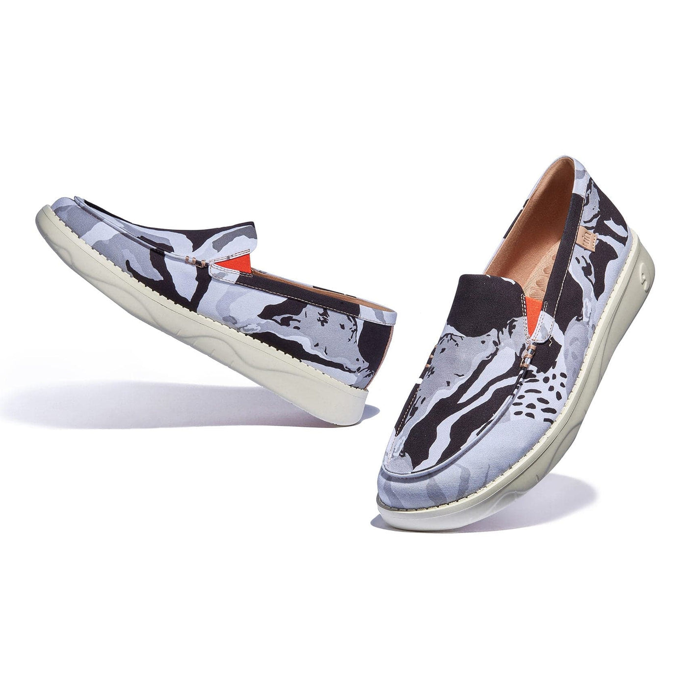 UIN Men King of My Heart Tarragona III Men Canvas loafers